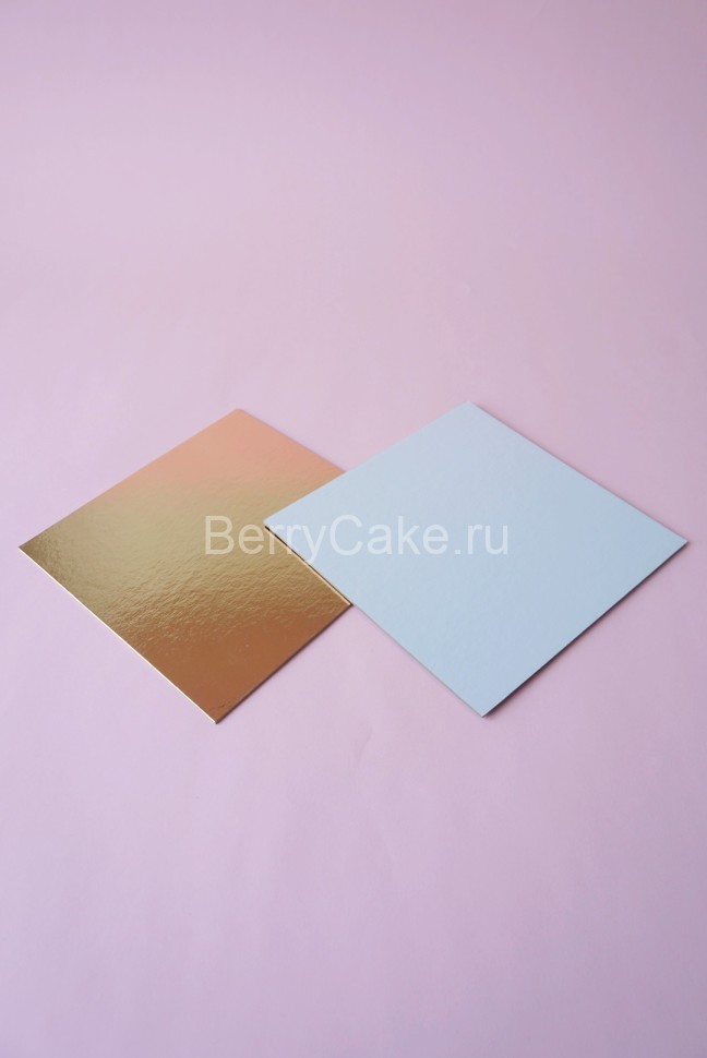Подложка для торта квадратная (золото, белая) 9*9 см толщ. 1,5 мм (РУК)