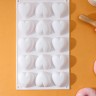 Форма для муссовых десертов и выпечки KONFINETTA «Сердца», 29,8×17,3×2,5 см, 15 ячеек, ячейка 5×4,6 см, цвет белый