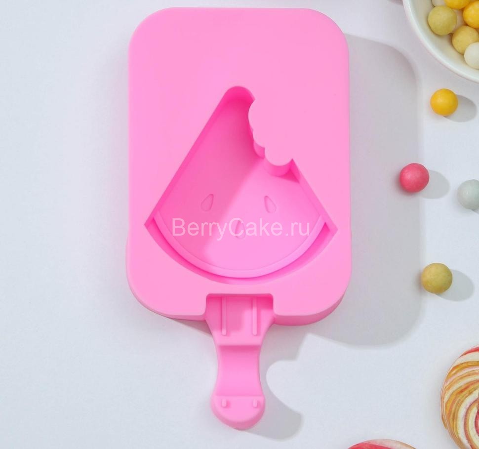 Форма для мороженого «Арбузная долька», 14×7,5×2,5 см, цвет розовый