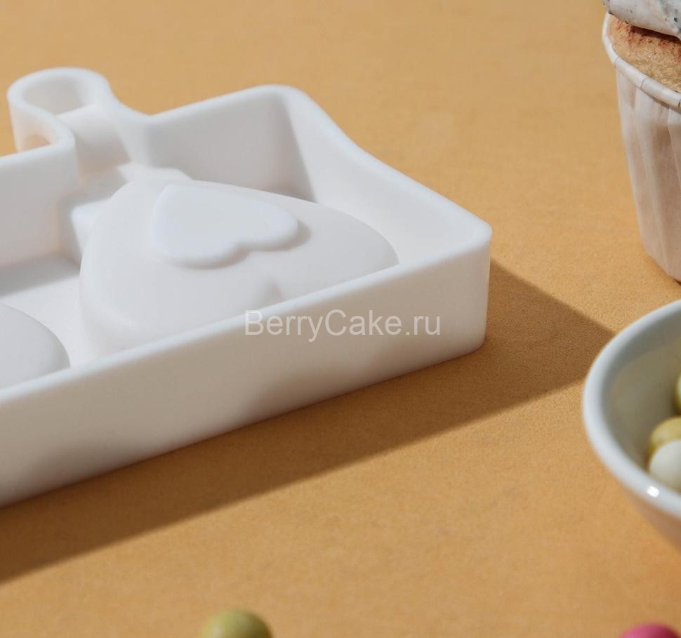 Форма для мороженого «Сердца. Макси», 8 ячейки, 49×6,5×2 см, с палочками 50 шт, цвет белый