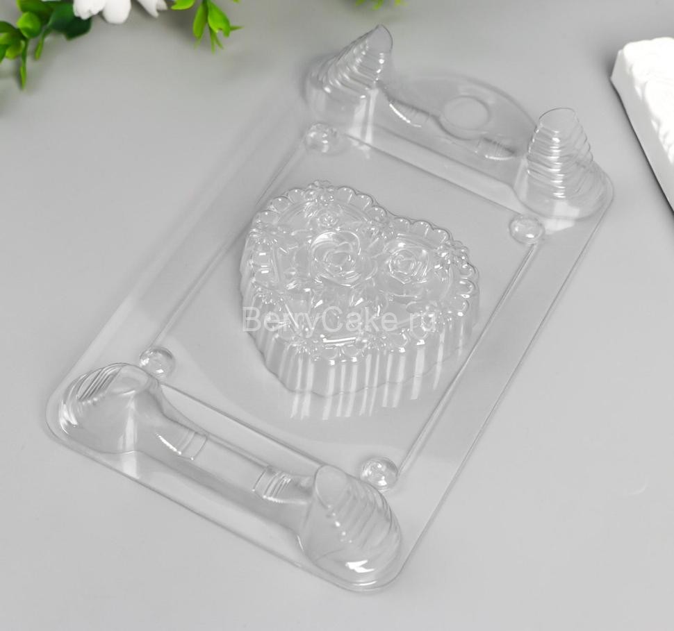 Пластиковая форма для мыла "Сердце в розах"!!
