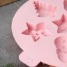 Форма силиконовая для выпечки Доляна «Новый год», 23×23×2,3 см, 7 ячеек, цвет розовый